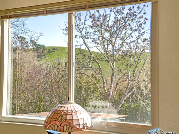 Bed Guest VIEW_DSC_5537-HDR