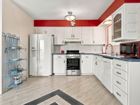 Kitchen 2 - DSC_6958